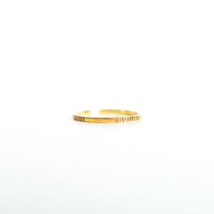 Vintage stripe gold plated-Ring-MAYLI Jewels
